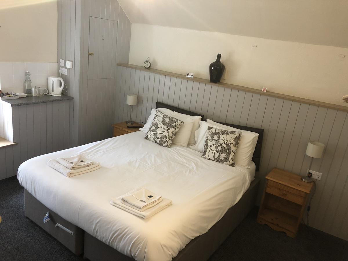 White Lion Hotel Pont Yates Dış mekan fotoğraf